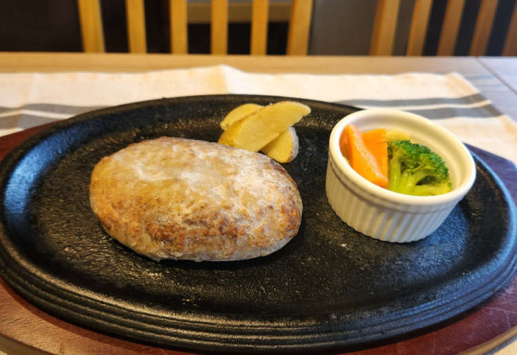 Aランチ（ハンバーグランチ）